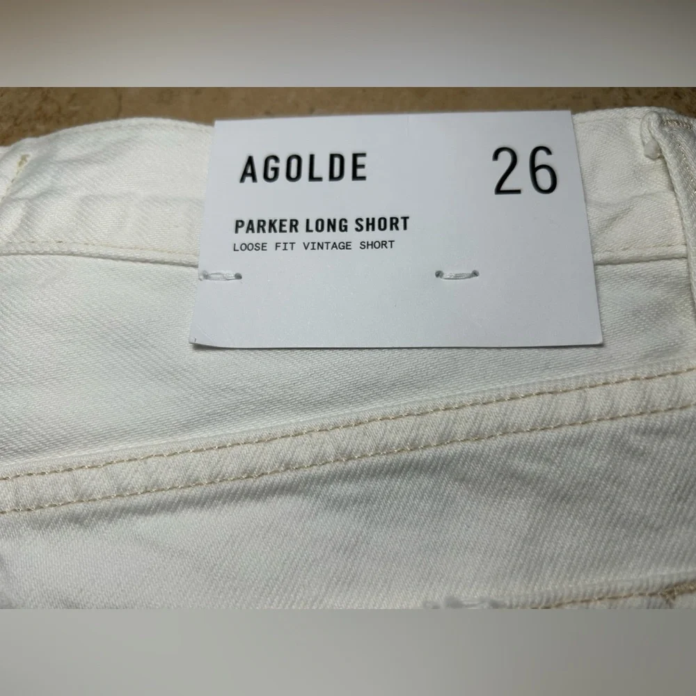 NWT🌷(26) Agolde Parker Denim Long White Shorts - Size 26